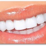 6 Tips Putihkan Gigi Yang Kuning